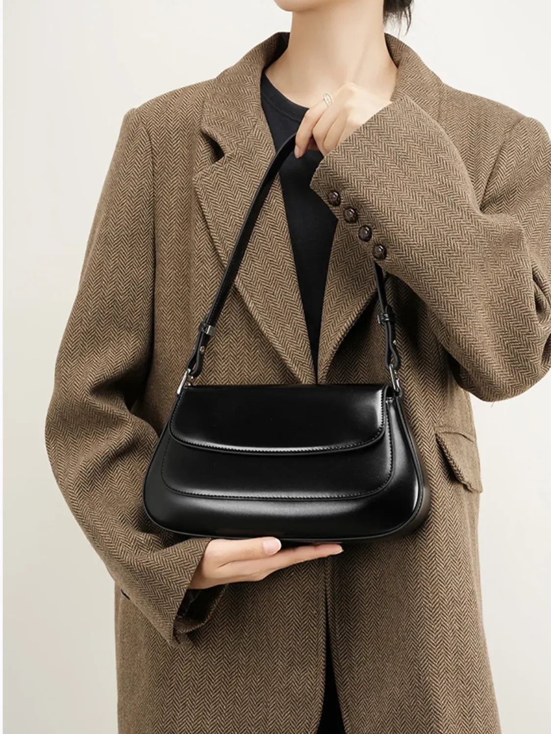 Bolsa Feminina Baguete Tiracolo em Couro PU com Alça Ajustável - Briana