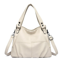 Bolsa Feminina em Couro Genuíno Elysa