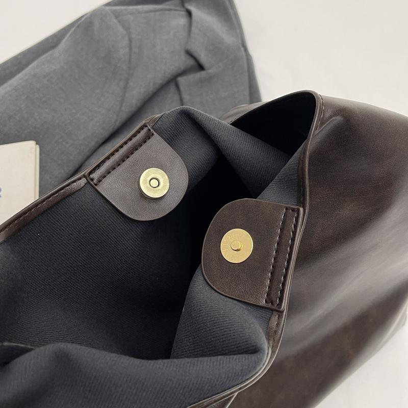 Bolsa de Ombro Soft Moderna + Necessaire Femory de brinde