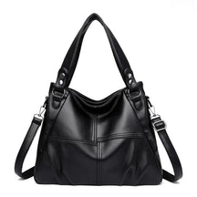 Bolsa Feminina em Couro Genuíno Elysa